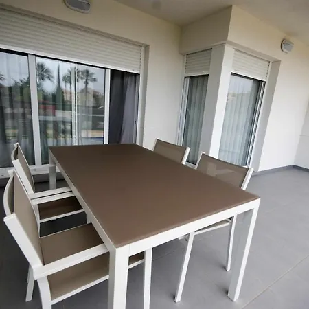 V21 Piso De 2 Urb Victoria Playa Ii *